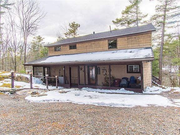 4th image of 36455 Nolan Rd