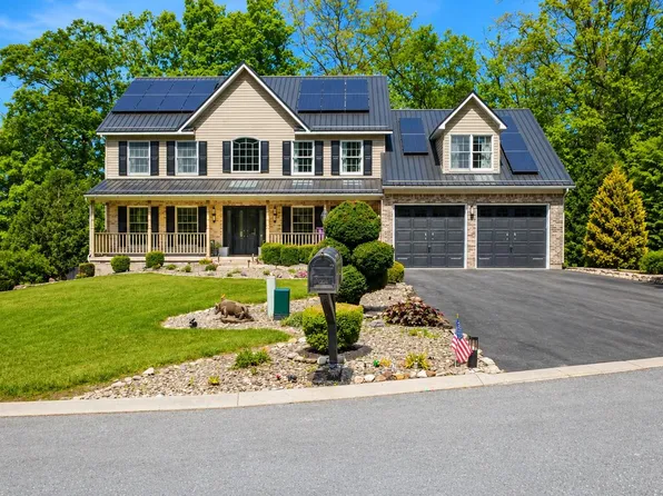 2204 Acorn Cir, Huntingdon, PA 16652