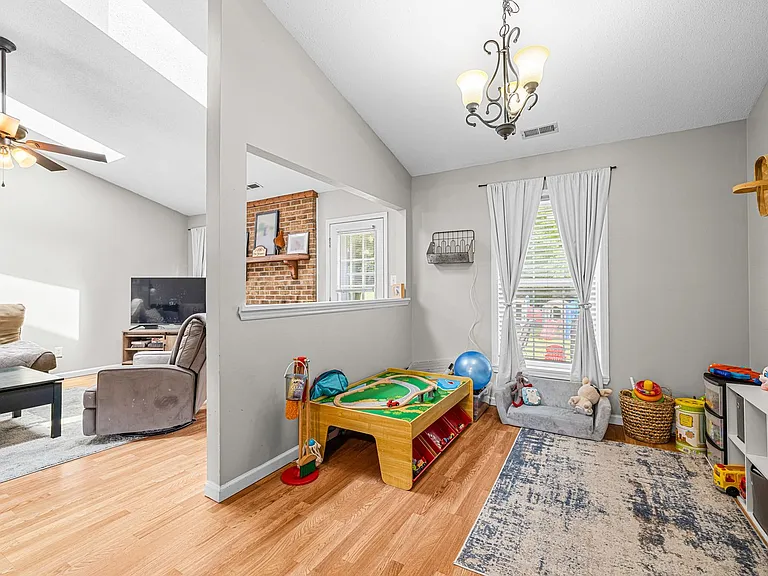132 Stonemark Ct — Photo 18