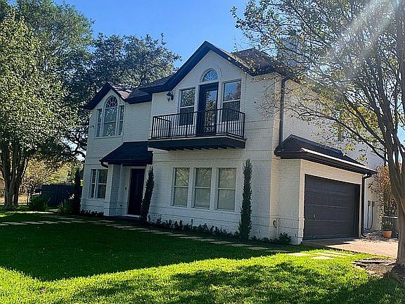 3rd image of 9301 Caracas Dr