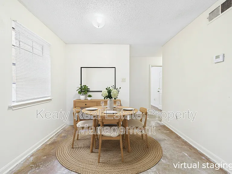 102 Dorchester St #A — Photo 3