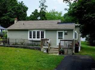 10 Heaton Rd, Monroe, NY 10950