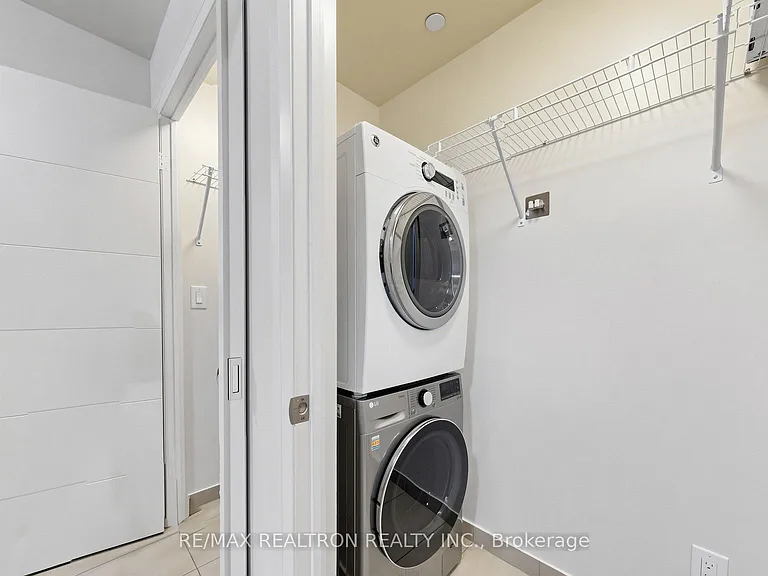 18 Uptown Dr #102 — Photo 28