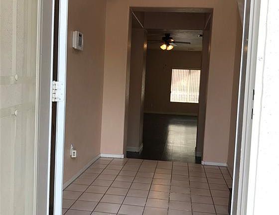 5th image of 8827 Settlers Pointe Ct