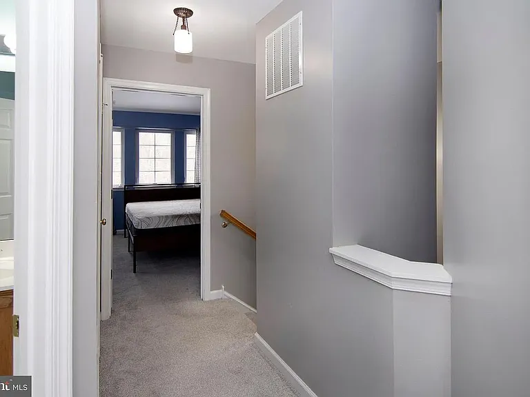 100 Colts Neck Dr — Photo 27