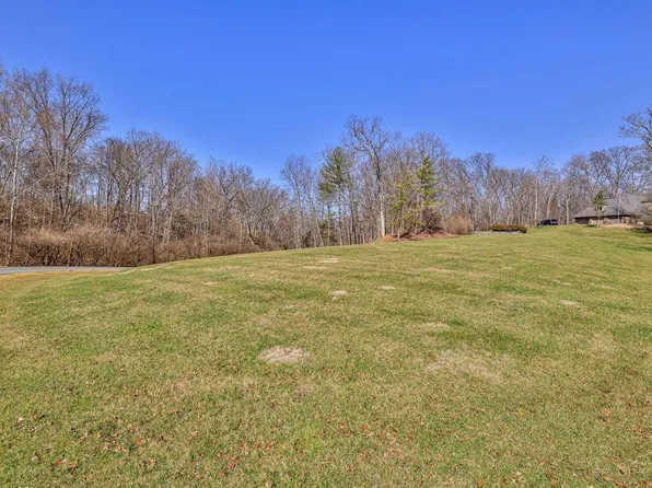 7646 Coldstream Dr, Cincinnati, OH 45255