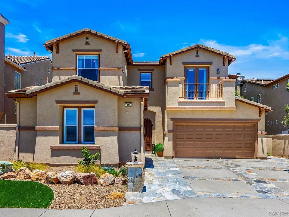 1st image of 13133 Via Canyon Dr