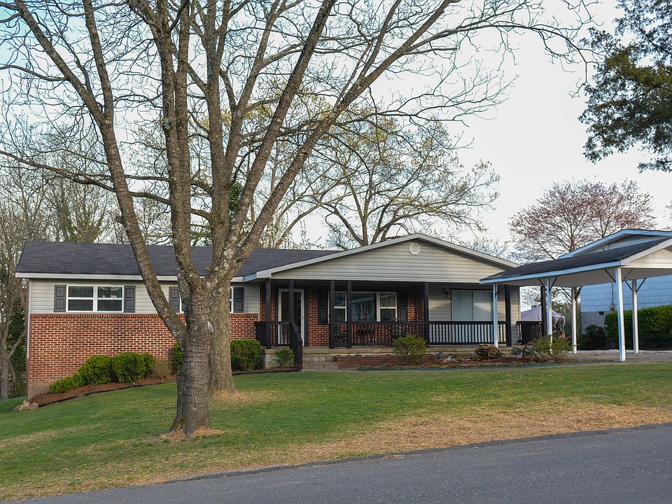 1st image of 344 Greens Lake Cir