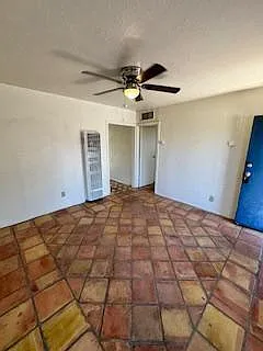 1303 N Columbus Blvd #C — Photo 11