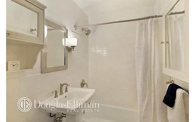 Sold by Douglas Elliman | media 3