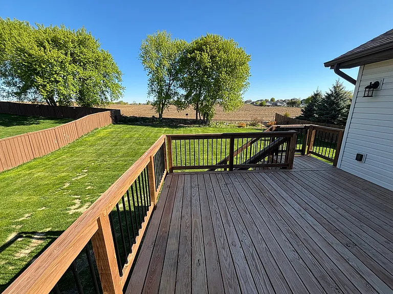 386 Greenway Dr — Photo 5
