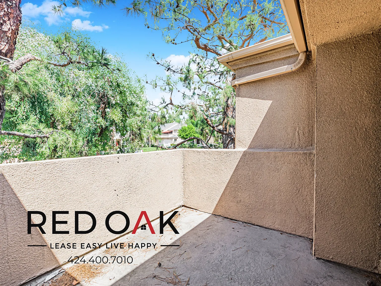 Gorgeous Two Bedroom with Laundry Hookups and Garage Parking ~ In Grand Terrace! — Photo 4