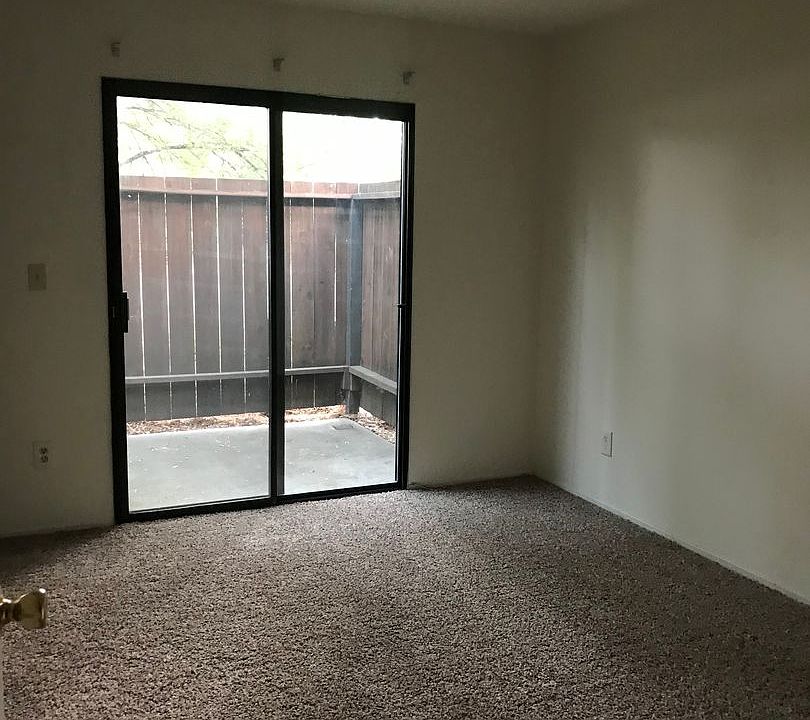 2nd image of 1930 Sycamore Ln #2