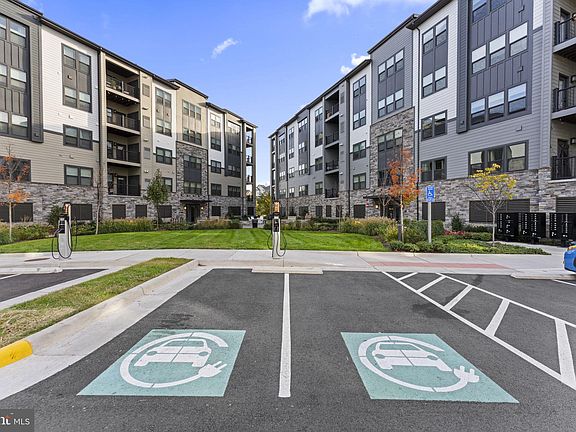 4th image of 12875 Mosaic Park Way #A