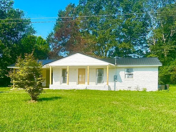 2nd image of 199 Twin Lakes Dr