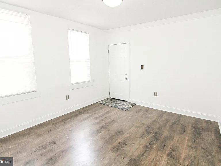 5532 Market St #B — Photo 12