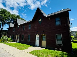 700 Riverside Ave APT E, Burlington, VT 05401