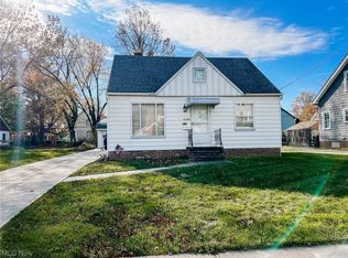 21100 Naumann Ave, Euclid, OH 44123