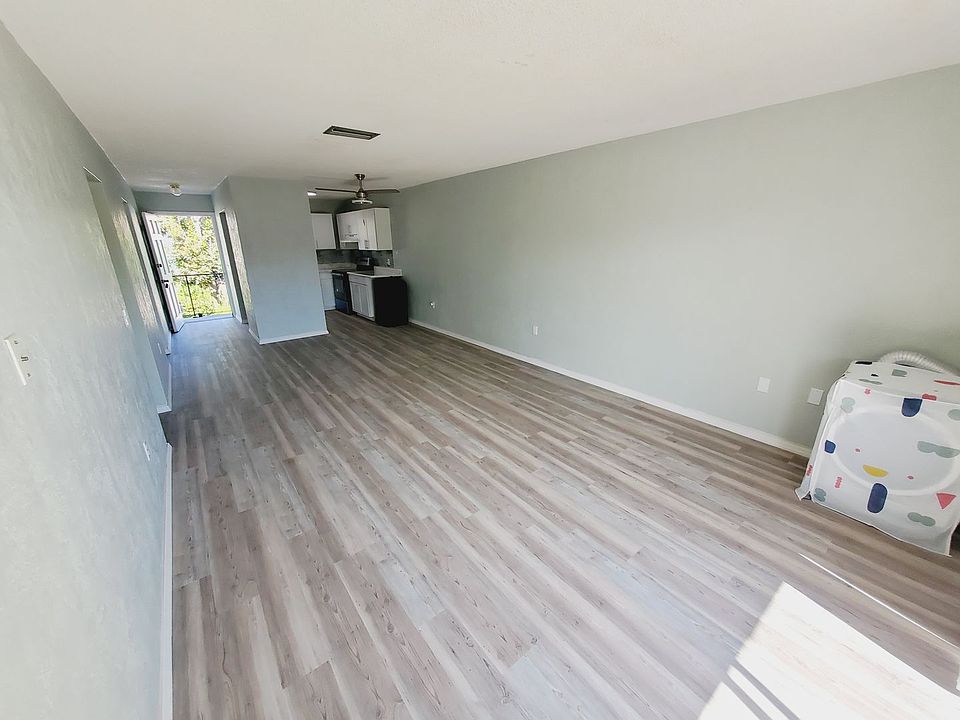1st image of 125 S Orchard St APT 105
