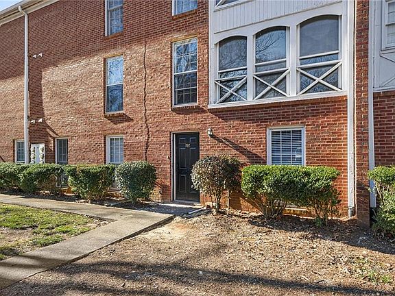 4th image of 1166 Booth Rd SW APT 202