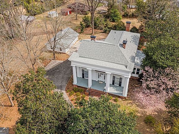 4th image of 309 E Robert Toombs Ave