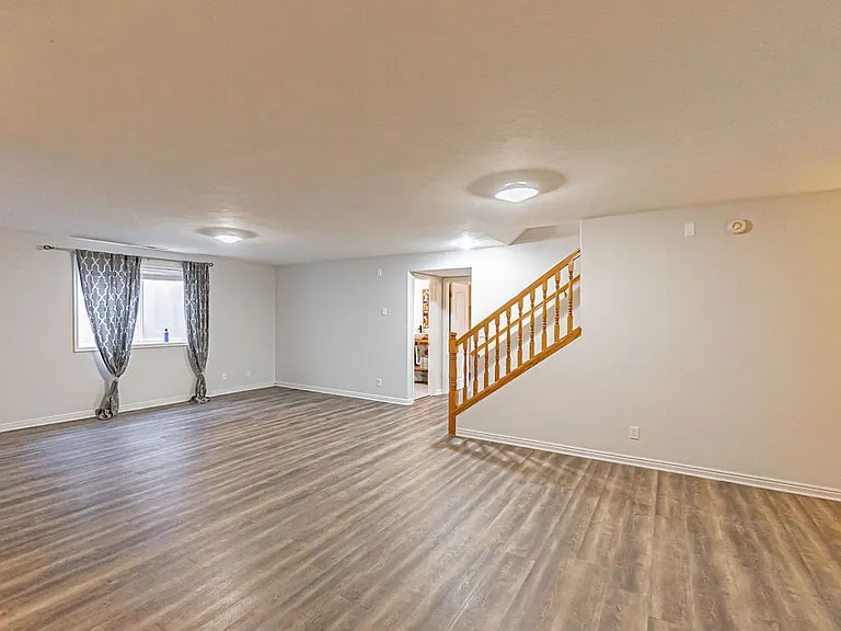 3915 Woodhaven Ln — Photo 26