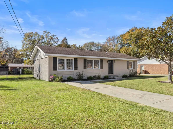 118 Sheffield Road, Jacksonville, NC 28546