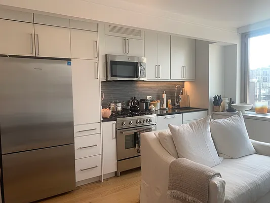 Rented by The Dermot Realty Management Company | media 40