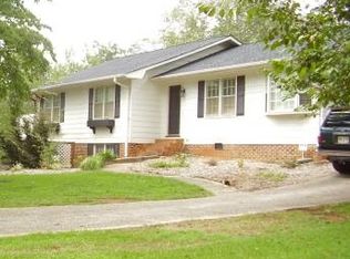 230 Winterberry Dr, Athens, GA 30606