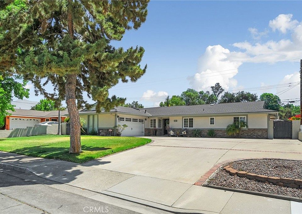1st image of 518 Converse Ave