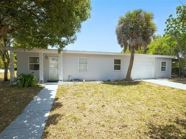203 Waterway Cir, Port Charlotte, FL 33952