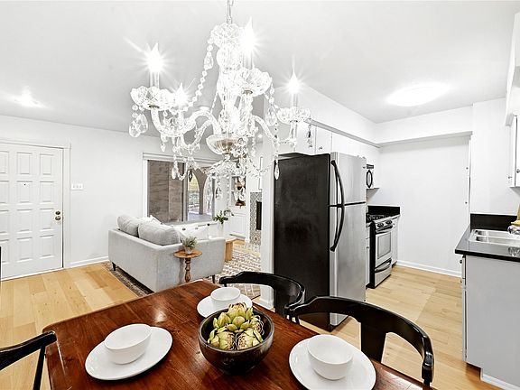 5th image of 505 W 7th St APT 113