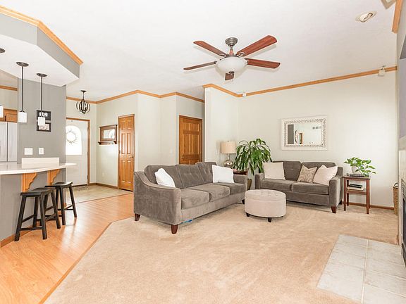 3rd image of 4138 Elizabeth Dr