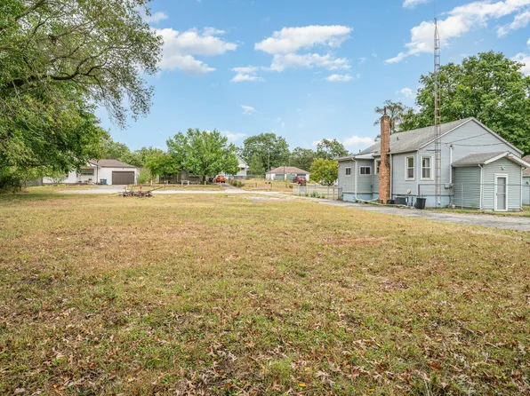 3558 Wisconsin St, Lake Station, IN 46405