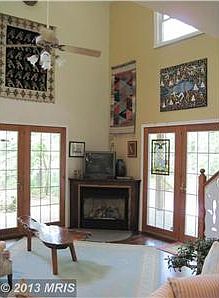 2 story living room ceiling
