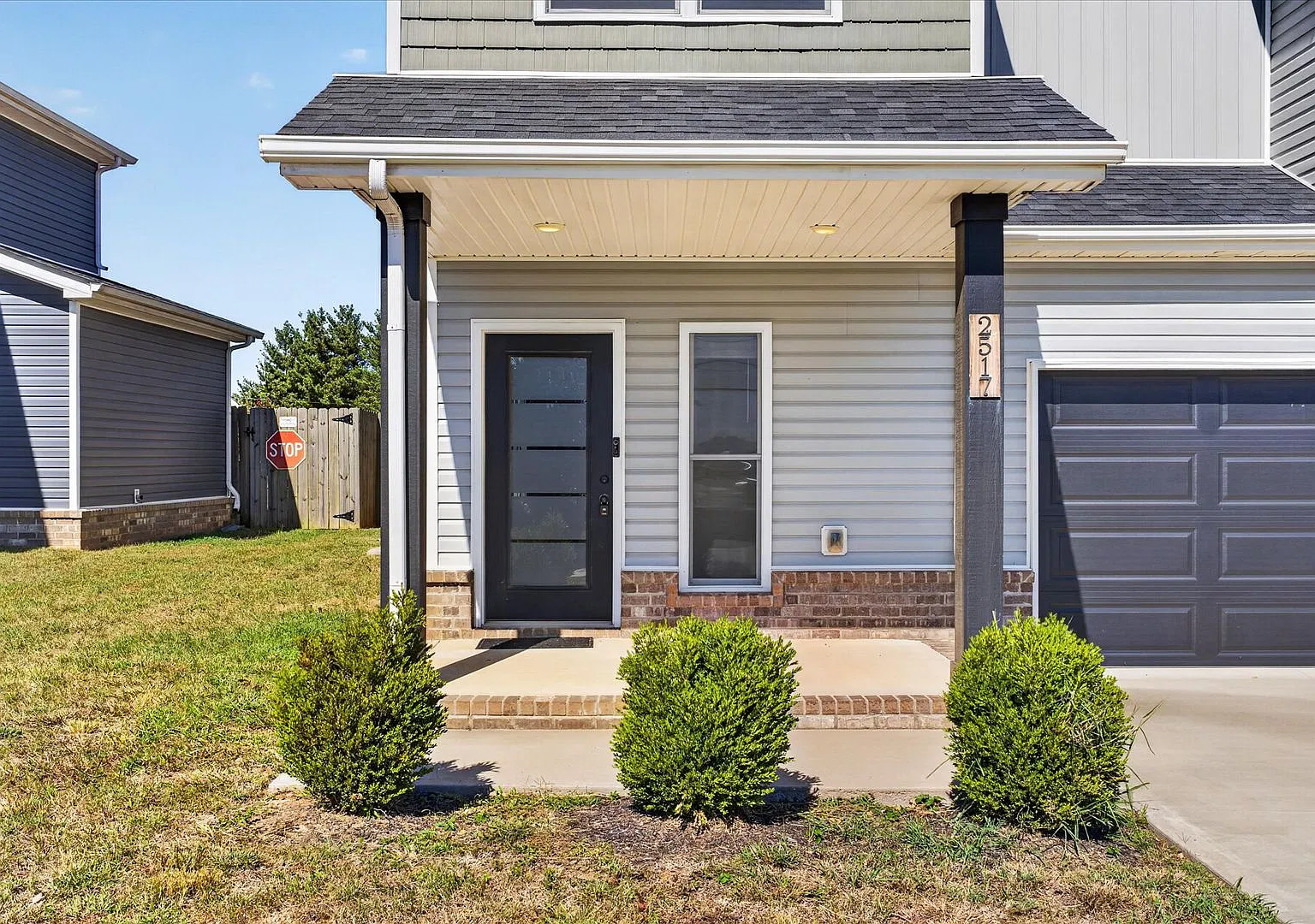 Like New Four Bedroom! — Photo 4