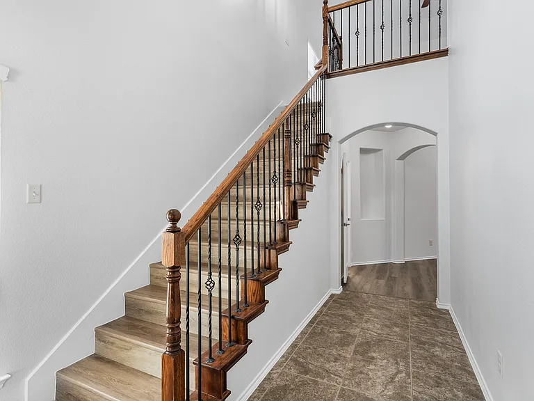 524 Mount Olive Ave — Photo 3