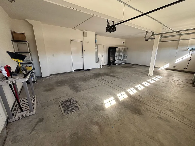 1163 Via Vista Dr — Photo 37
