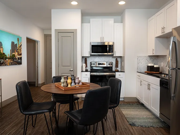 Residences at Saltillo — Photo 37