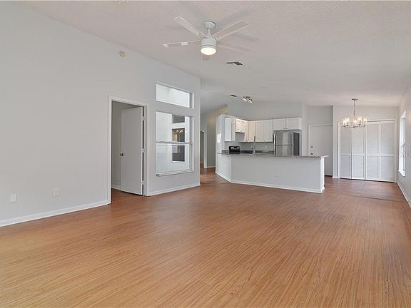 5th image of 3801 Bentford Ct