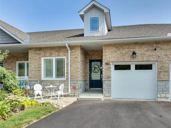 104 Lily Dr, Orillia, ON L3V 0G3