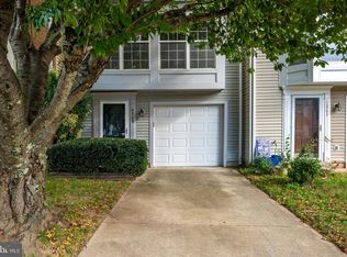 9263 Kristy Dr, Manassas Park, VA