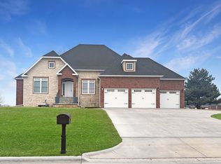 53 Winnipeg Rd, Kearney, NE 68847