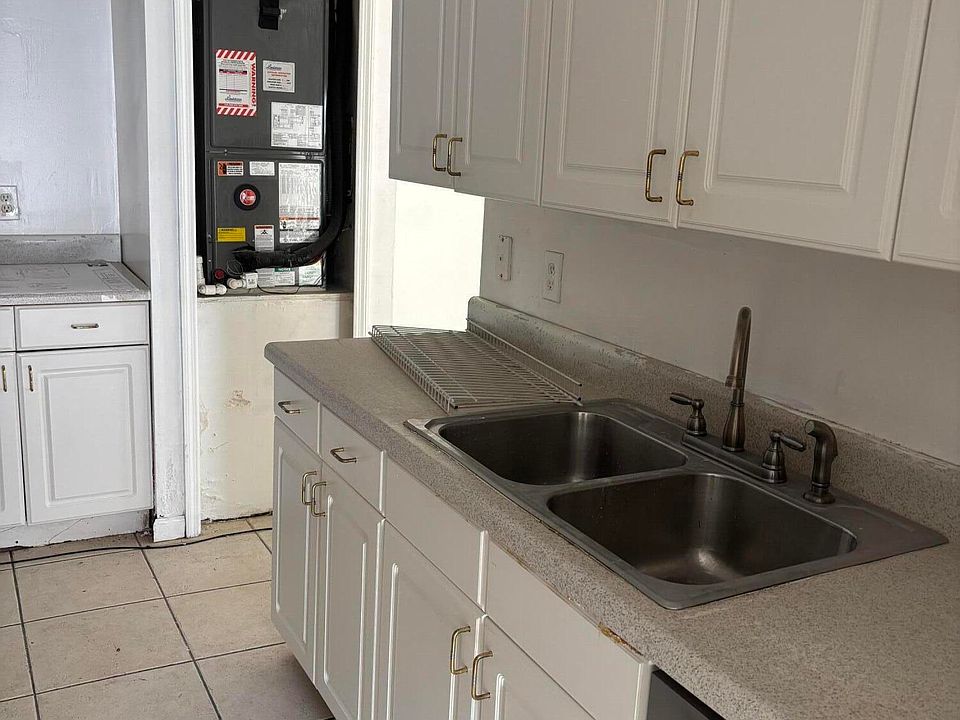 2nd image of 7433 SW 13TH Street SW