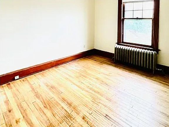4th image of 203-205 King St #203