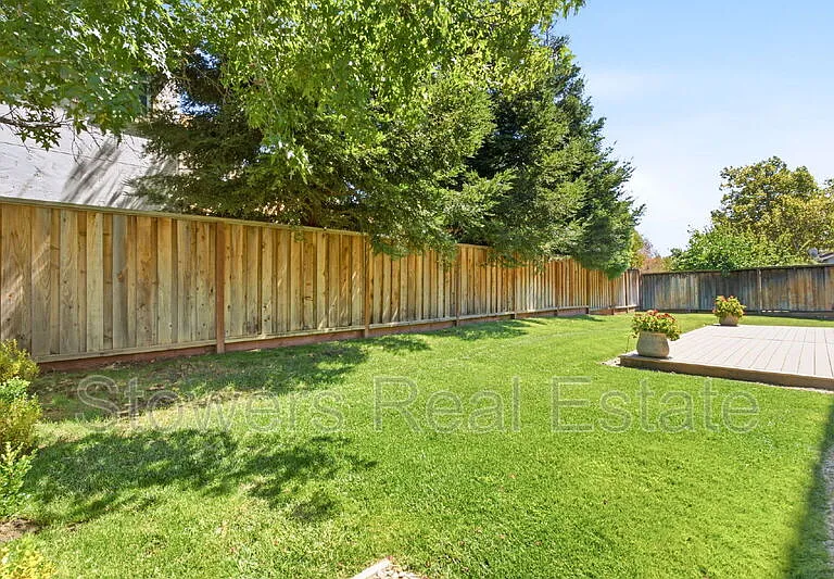 145 Bryant Ct — Photo 72