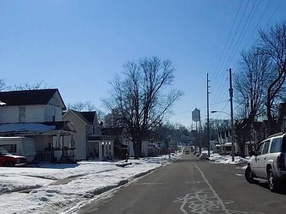 5th image of 284 S High St