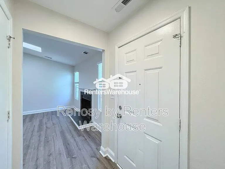 2549 Hunters Run Trl — Photo 4