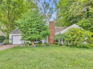 21757 Mastick Rd, Fairview Park, OH 44126