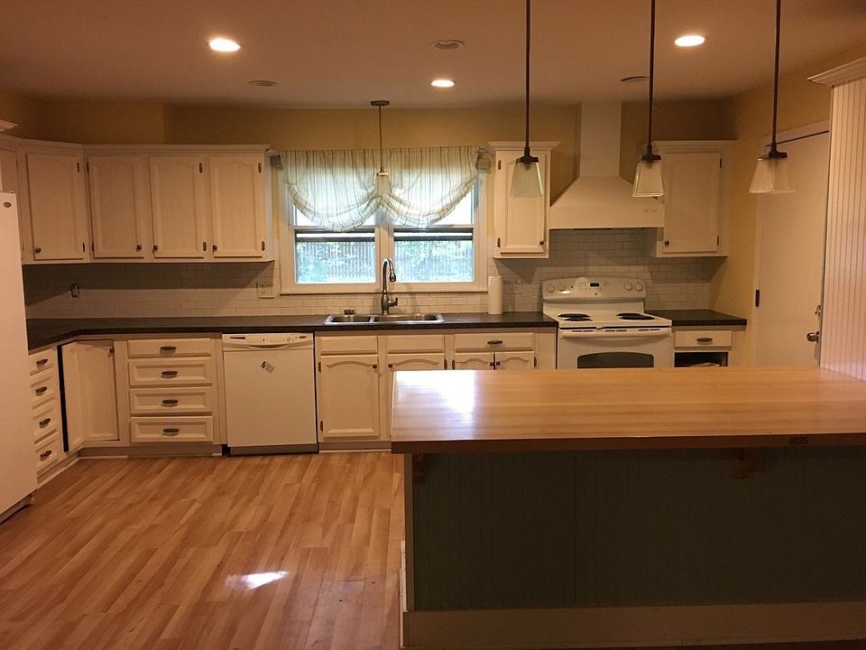 Open kitchen